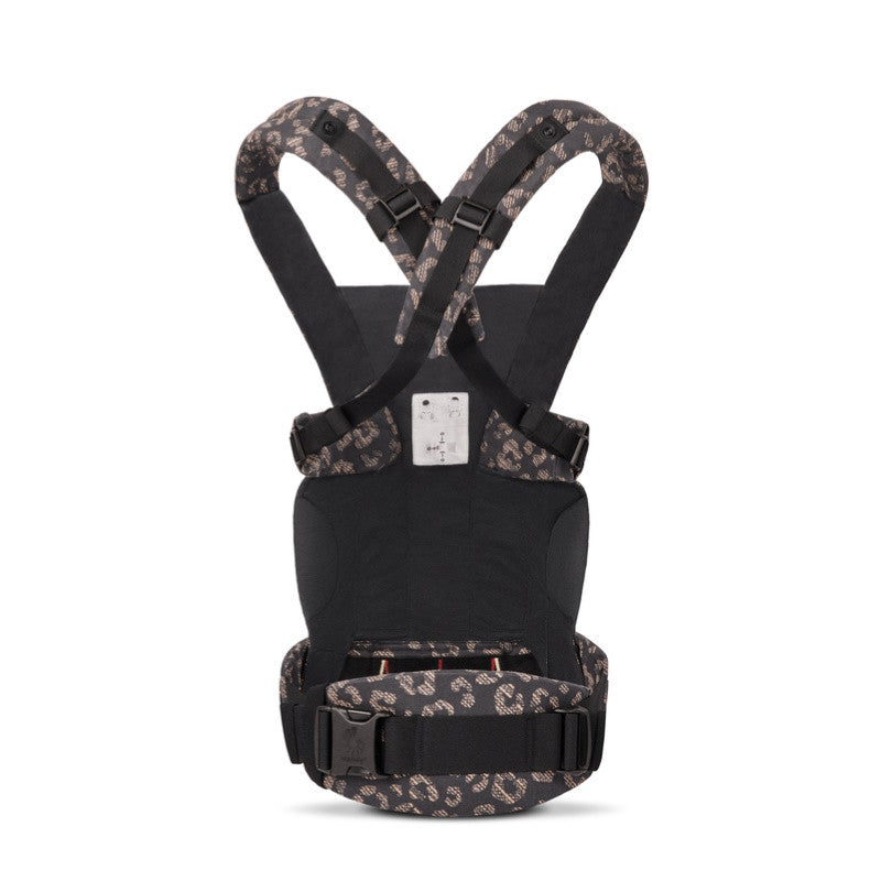 Shop Ergobaby Ergobaby Omni Dream - Black Leopard at Babymaxi